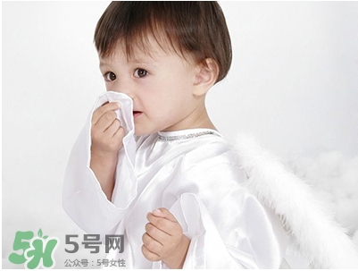 三伏貼能治過(guò)敏性鼻炎嗎？三伏貼治過(guò)敏性鼻炎貼哪里？