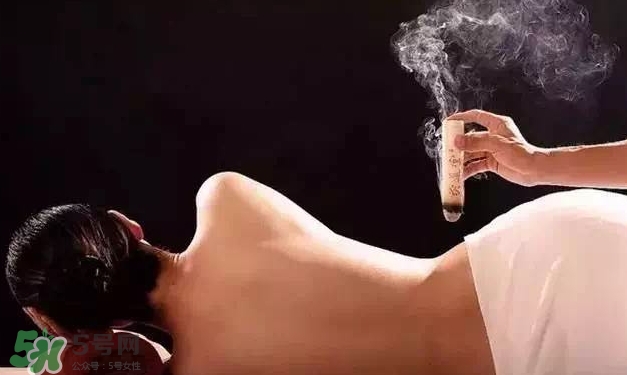 三伏貼和三伏灸哪個(gè)效果好？三伏貼和三伏灸對(duì)比