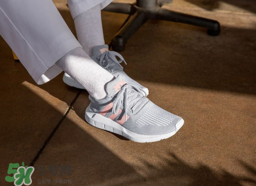 adidas originals swift run上腳效果怎么樣？