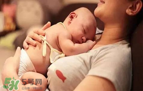 三伏天坐月子吃什么？三伏天坐月子可以開空調(diào)嗎？