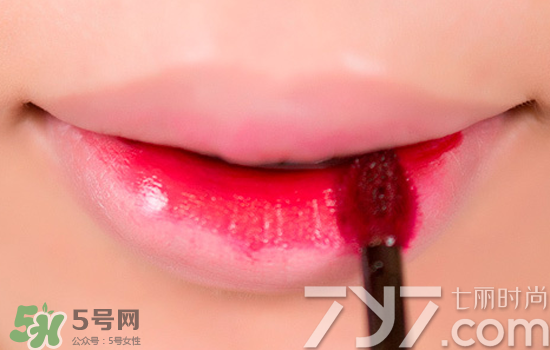 opera娥佩蘭唇釉色號(hào)試色 娥佩蘭唇釉多少錢