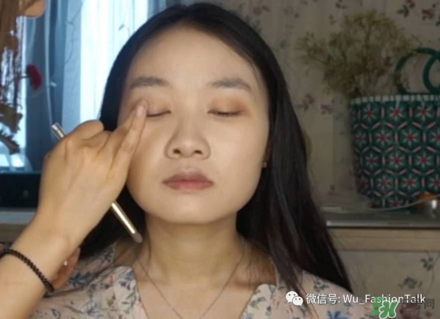 上班化妝步驟圖解 上班妝容化法步驟圖解 上班化妝步驟圖解 上班妝容化法步驟圖解