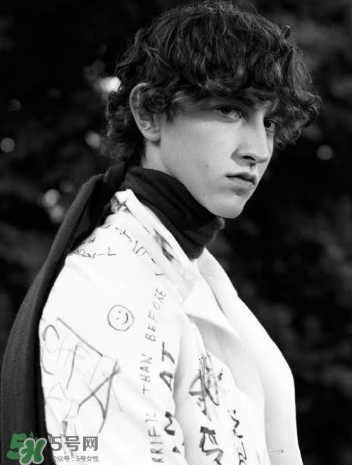 raf simons算什么檔次？raf simons是奢侈品嗎？