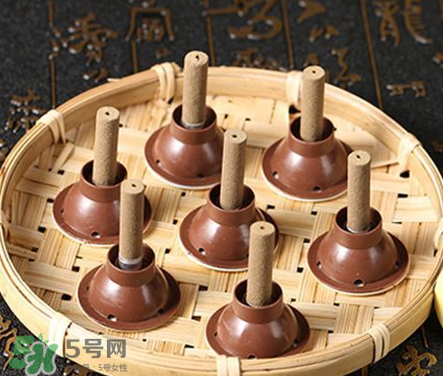 艾灸貼可以天天貼嗎？艾灸貼可以每天貼嗎？