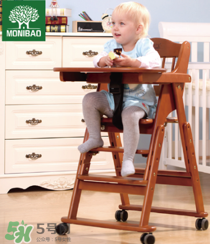 兒童餐椅用到幾歲？?jī)和鸵味啻箝_始用？