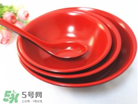 仿瓷碗有毒是謠言嗎？仿瓷碗怎么使用會(huì)有毒呢？