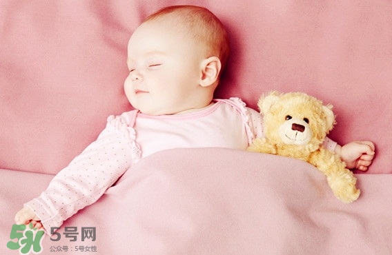 三伏灸小孩可以灸嗎？寶寶多大可以灸三伏灸？