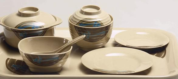 仿瓷碗可以放微波爐嗎？仿瓷餐具能在微波爐里加熱嗎