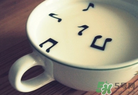 用酸奶機怎么做酸奶？自制酸奶怎么做好吃