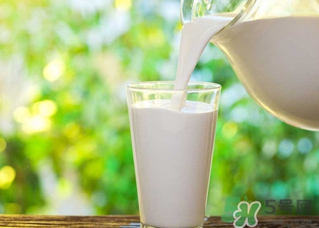 巴氏奶為什么那么貴？巴氏奶和常溫奶哪個好