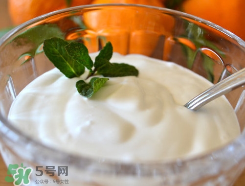 酸奶好吃怎么選？酸奶對人有哪些好處