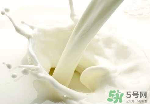 純牛奶可以加熱嗎？純牛奶和有機(jī)純牛奶的區(qū)別是什么