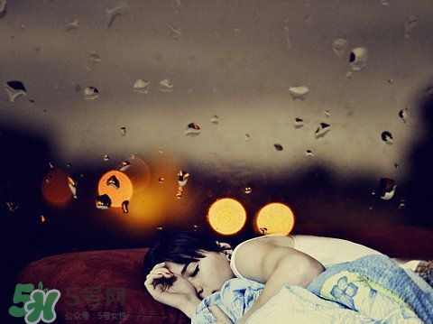 艾灸貼可以去濕氣嗎？貼艾灸貼能去濕氣嗎？