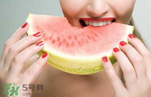 ?做三伏灸可以吃西瓜嗎？?做三伏灸要忌口嗎？