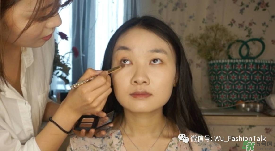 上班化妝步驟圖解 上班妝容化法步驟圖解 上班化妝步驟圖解 上班妝容化法步驟圖解