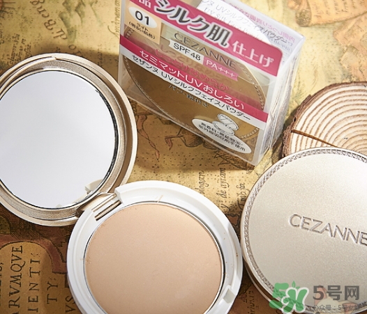 cezanne倩麗蜜粉餅怎么樣？倩麗粉餅色號(hào)試色