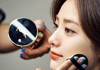 雅詩蘭黛氣墊和圣羅蘭氣墊哪個好？雅詩蘭黛和圣羅蘭氣墊哪個好？