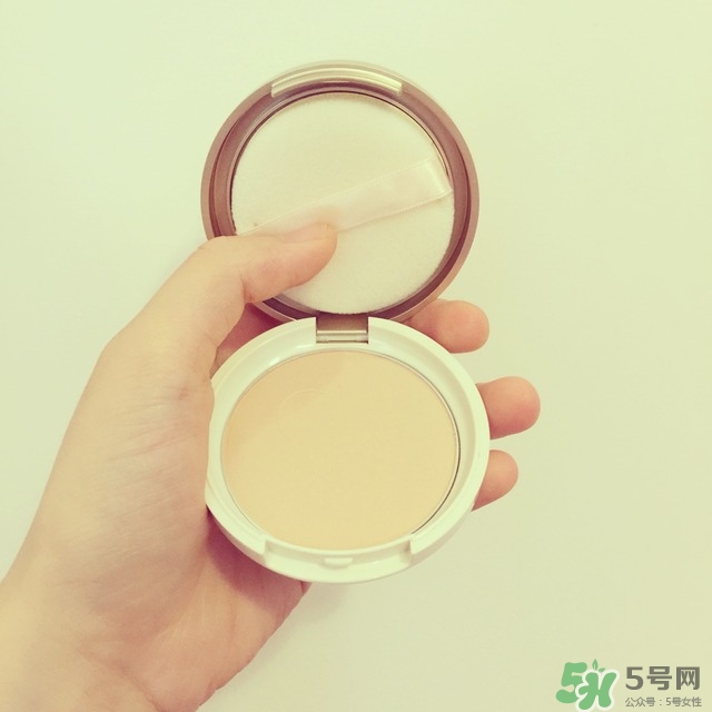 cezanne倩麗蜜粉餅怎么樣？倩麗粉餅色號(hào)試色