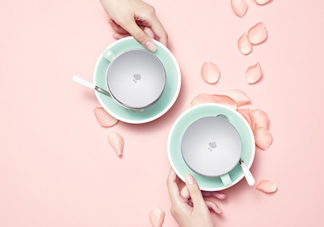 蘭蔻和雅詩蘭黛氣墊哪個好用？蘭蔻和雅詩蘭黛氣墊對比