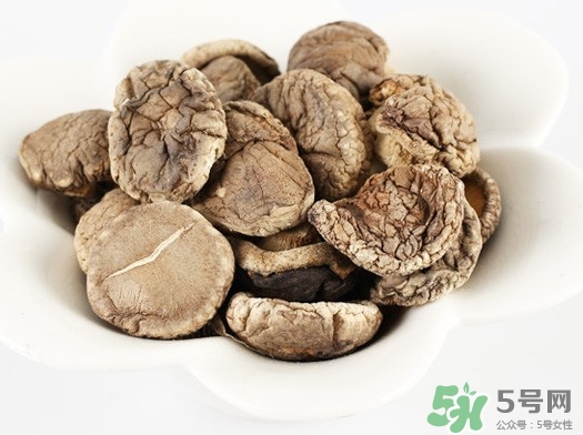 香菇是發(fā)物嗎？香菇是干的好還是新鮮的好