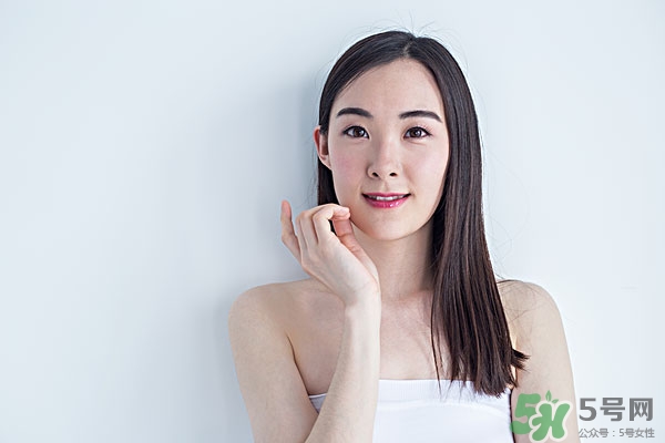 敏感肌臉頰發(fā)紅怎么辦 后天型敏感肌是怎么形成的 敏感肌臉頰發(fā)紅怎么辦 后天型敏感肌是怎么形成的