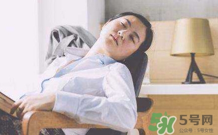 午睡多長時(shí)間比較好？午睡的好處和壞處