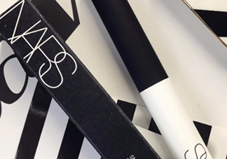 nars毛孔隱形筆怎么用？nars毛孔隱形筆怎么樣？