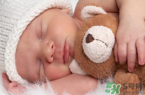 夏季濕疹怎么好的快？夏季濕疹和出汗有關系嗎？