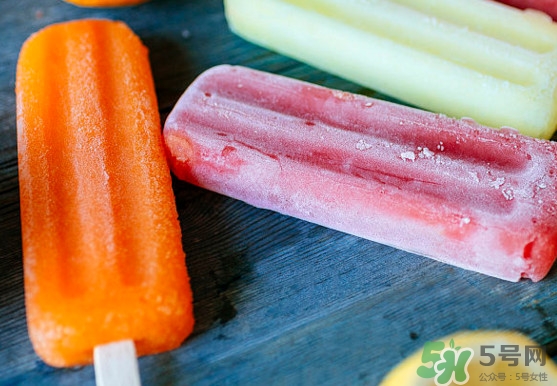 怎么做西瓜冰淇淋？家庭自制西瓜冰淇淋的做法