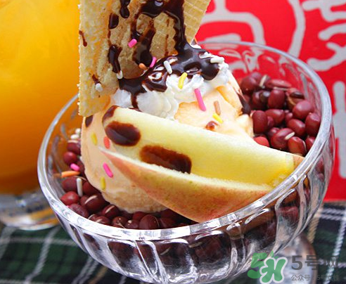 雪糕能和雞蛋一起吃嗎？吃完雪糕能吃雞蛋嗎？