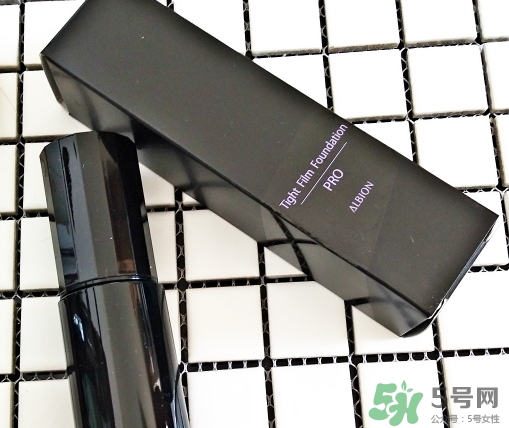 albion奧爾濱小顏粉底霜怎么用？奧爾濱小顏粉底霜色號