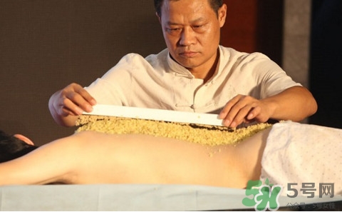 三伏灸一次做多長(zhǎng)時(shí)間？三伏灸用新生姜好還是老的好