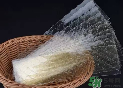 吉利丁片用冷水泡多久？吉利丁片做果凍的比例