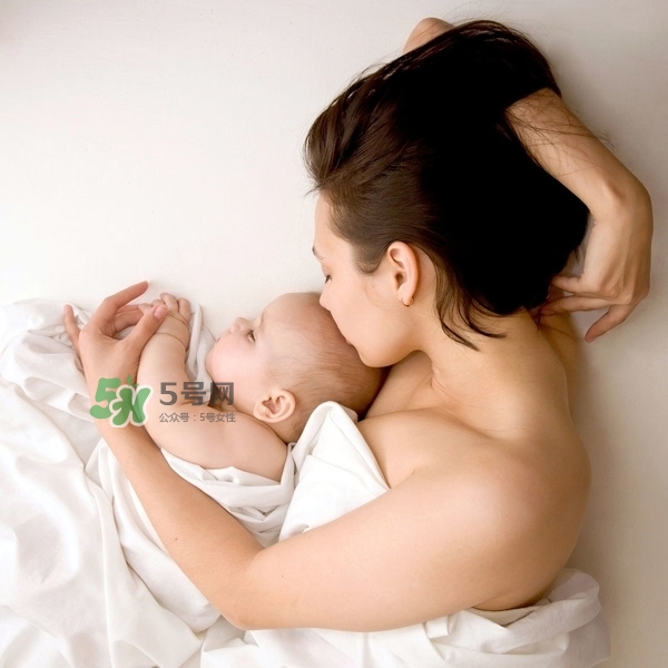 如何區(qū)分惡露和月經(jīng)？惡露和月經(jīng)味道一樣嗎？