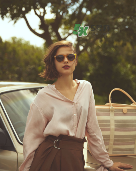 pheeny是什么牌子_哪個(gè)國家的_什么檔次？