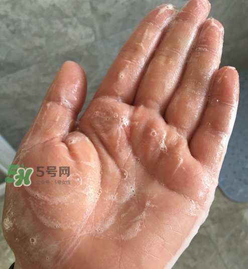 貝蜜清凈痘控油潔面啫喱怎么樣？貝蜜清祛痘控油潔面啫喱好用嗎？