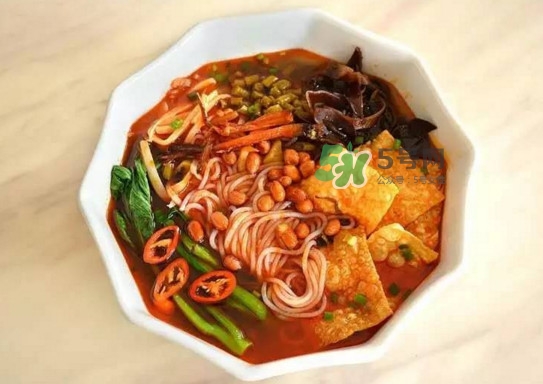 螺螄粉這幾個字念什么？螺螄粉是si還是shi