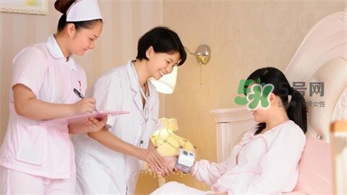 吃什么排惡露最快？產(chǎn)后惡露怎么護(hù)理？