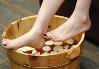 三伏天能用姜泡腳嗎？三伏天用姜泡腳好嗎？