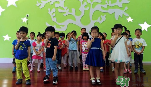 寶寶不去幼兒園怎么辦？寶寶不去幼兒園哭鬧怎么勸導(dǎo)？