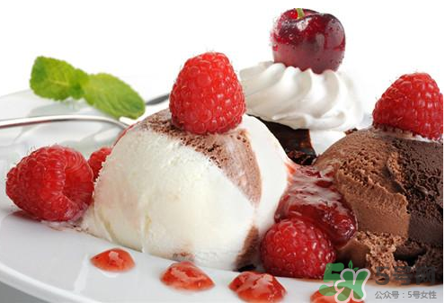 冰淇淋為什么要加蛋黃？冰淇淋為什么不用蛋清？