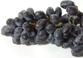 黑提吃多了會(huì)有害嗎？黑提葡萄都有什么作用