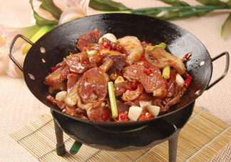三伏天能吃狗肉嗎？三伏天吃肉狗好嗎？