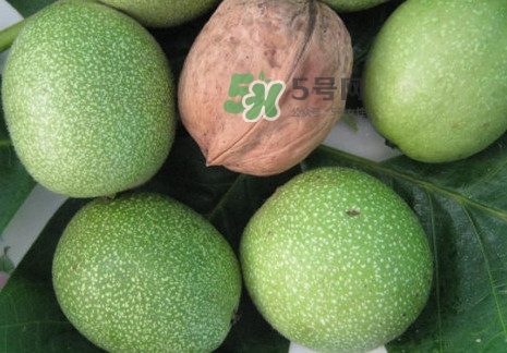 青皮核桃怎么泡酒？青皮核桃泡酒的功效