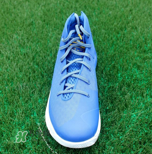 under armour curry 3zero上腳怎么樣？ua curry 3zero測評