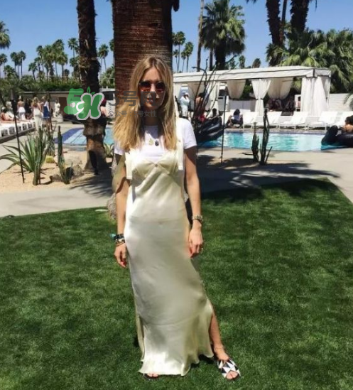 吊帶裙配什么上衣？吊帶裙搭配什么上衣好看？