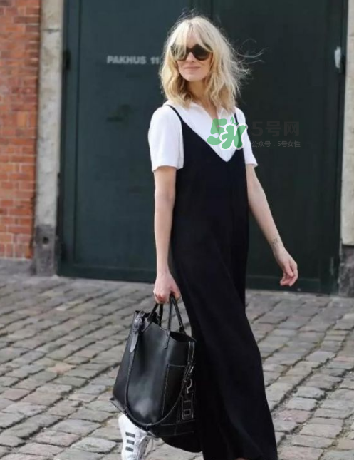 吊帶裙配什么上衣？吊帶裙搭配什么上衣好看？