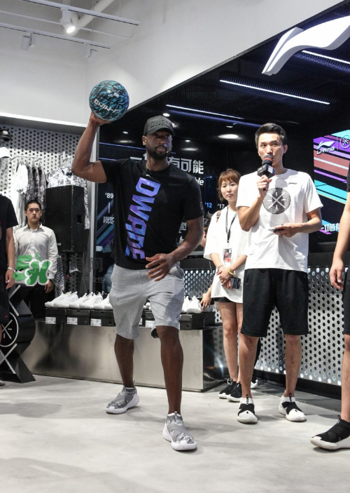 2017韋德中國行沈陽站上腳穿的球鞋是什么型號(hào)？