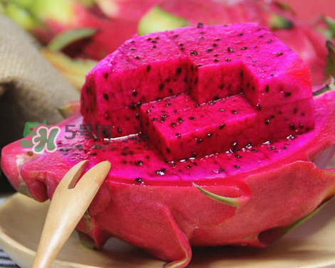 紅心火龍果寶寶能吃嗎？一歲以下寶寶能吃紅心火龍果嗎？