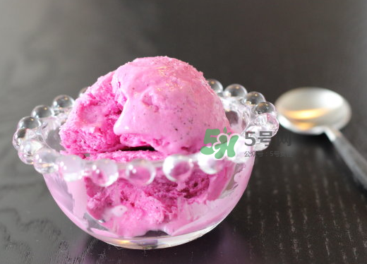 紅心火龍果能和牛奶一起吃嗎？紅色火龍果和牛奶一起會中毒嗎？